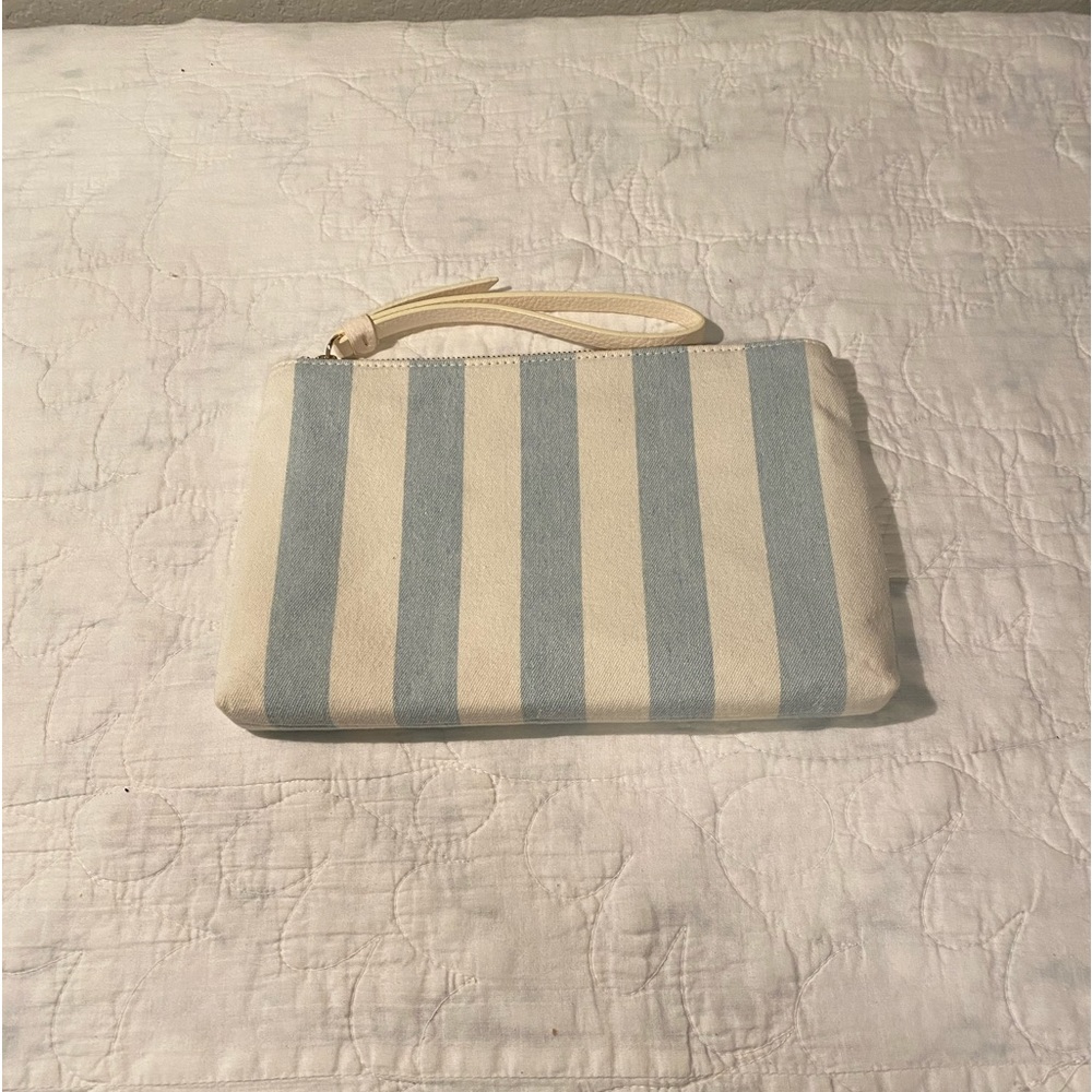 Draper James wristlet